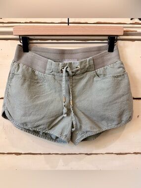 2Sable S Sage Green Drawstring shorts